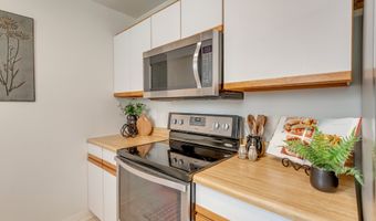 14130 SW FURLONG Ct, Beaverton, OR 97005