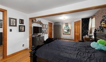 2 Haywood Rd, Coventry, RI 02816