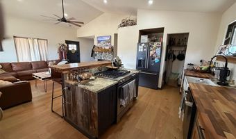 106 Bennett Creek Rd, Clark, WY 82435