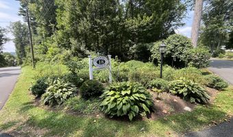 1 Silvermine Mnr 1, Brookfield, CT 06804