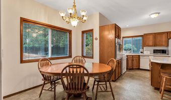 7829 SW 174TH Pl, Beaverton, OR 97007