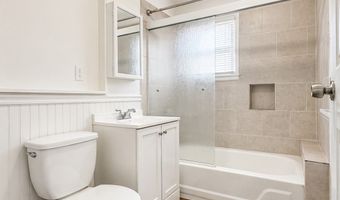40-44 Vine St, Bridgeport, CT 06604