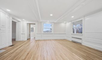 90 Battle St, Bristol, CT 06010