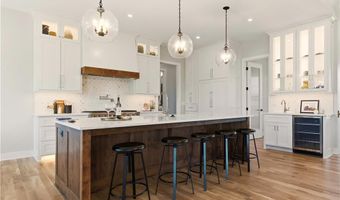 16587 Olive St, Basehor, KS 66007