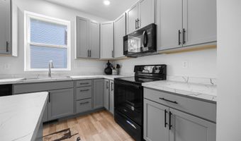 350 ROARK Way, Amherst, WI 54409