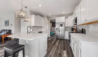 1801 Deerberry Ct, Aberdeen, NC 28315