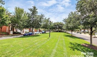 3114 Luke Crossing Dr, Charlotte, NC 28226