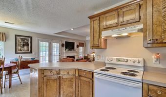 1000 Hampton Crest Dr, West Columbia, SC 29170