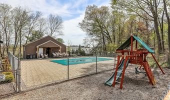 166 Old Brookfield Rd 20A5, Danbury, CT 06811