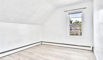 86 Woodward Ave 2, East Providence, RI 02914