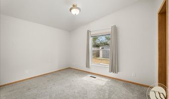 806 S Heights Ln, Billings, MT 59105