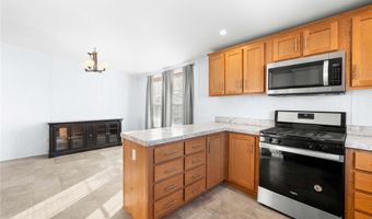 1406 East Dr, Alden, NY 14004