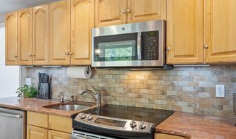 289 South Rd, Bedford, MA 01730