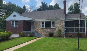 2250 N QUANTICO St, Arlington, VA 22205