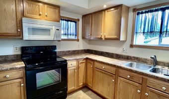125 E Main St, Agency, IA 52530