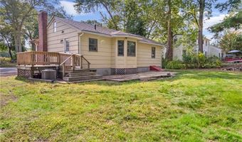 49 Horseshoe Dr, Bellingham, MA 02019