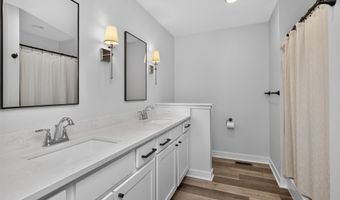 3624 NE Winding Trail Dr, Ankeny, IA 50021