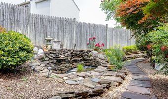 4918 SUNSET Ln, Annandale, VA 22003