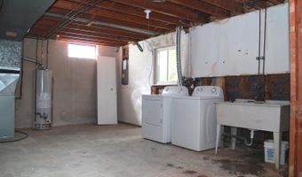 2339 Pontiac Trl, Ann Arbor, MI 48105