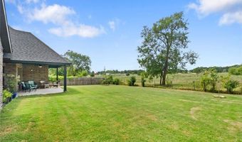 1010 Huntleigh Dr, Bentonville, AR 72713