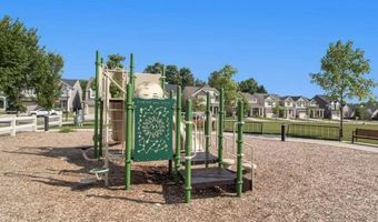 2835 Dillon Dr, Ann Arbor, MI 48105