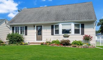 728 Neptune Ave, Beachwood, NJ 08722