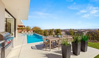 81 Hawk Ridge Dr, Las Vegas, NV 89135
