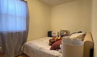 17 E 50TH St 2, Bayonne, NJ 07002