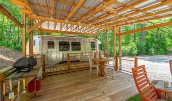 310 Wolf Creek Heights Rd, Almond, NC 28702