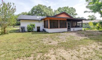910 VAN Dr, Auburndale, FL 33823