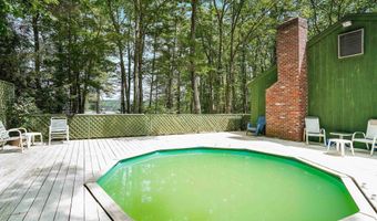 4 Clark Island Rd, Amherst, NH 03031