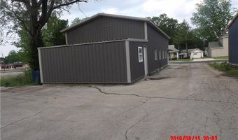 213 S Maple St, Garnett, KS 66032