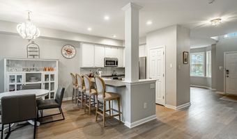 206 BOLTON Ct, Ambler, PA 19002