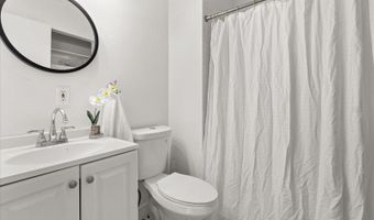 494 W PAR St 4, Orlando, FL 32804