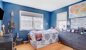 405 Cherry Ridge Rd, Alloway, NJ 07422
