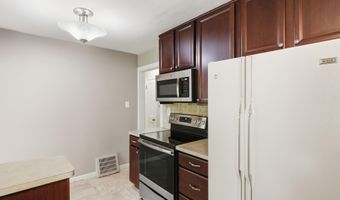 2104 Arborview Blvd, Ann Arbor, MI 48103
