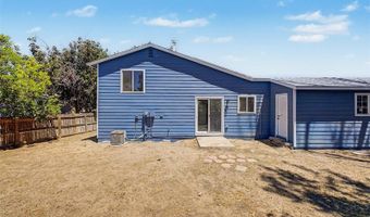 17391 E Layton Dr, Aurora, CO 80015