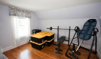 198 3rd St, Bangor, ME 04401