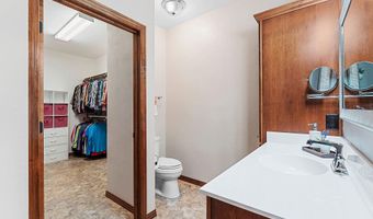 4732 N PROVIDENCE Ave 301, Appleton, WI 54913