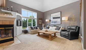 1205 N Dewey, Auburn, IN 46706