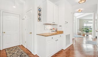 12401 CHASEMOUNT Ct, Bowie, MD 20720
