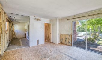 48587 HIGHWAY 242, Broadbent, OR 97414
