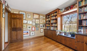 7 Partridge Ln, Burlington, CT 06013