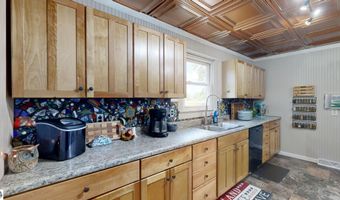 145 W Van Buren Rd, Alma, MI 48801