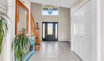 20 Dune Dr, Bayville, NJ 08721
