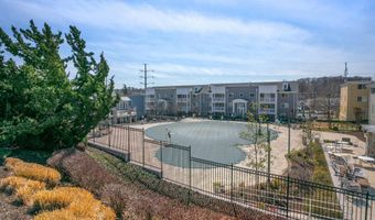 4193 S FOUR MILE RUN Dr 202, Arlington, VA 22204