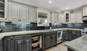 947 County Road 82, Athens, TN 37303