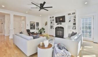 108 Oak Trl, Bolton, MA 01740