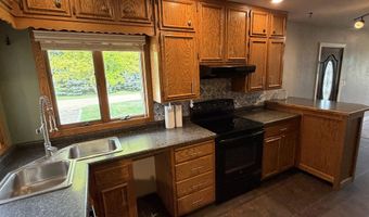 401 4th St, Bath, SD 57427
