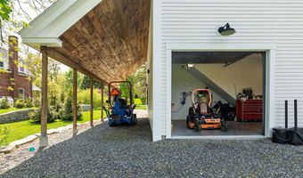 27 Varney Mill Rd, Bath, ME 04530